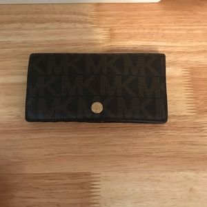 MK wallet